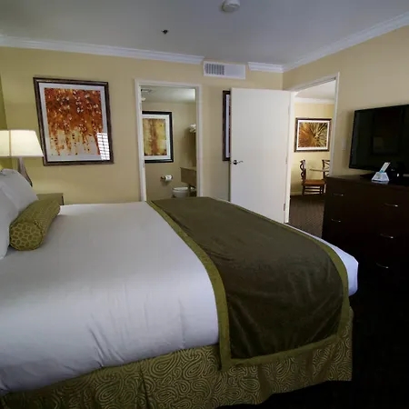 Best Western Plus Casino Royale - Center Strip-2